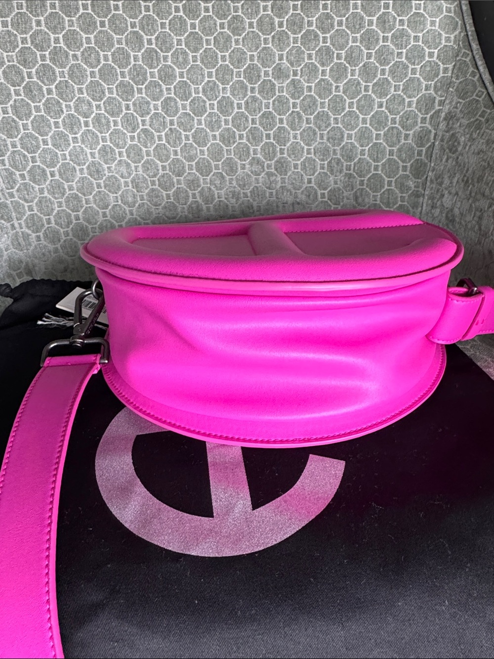 Telfar Circle Bag Azalea Pink Crossbody 2 Way NWT - Picture 8 of 13
